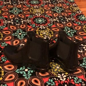 Women’s rain boots